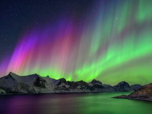 Aurora Borealis Viewing in 2024_ Must-Visit Locations for Northern Lights Lovers